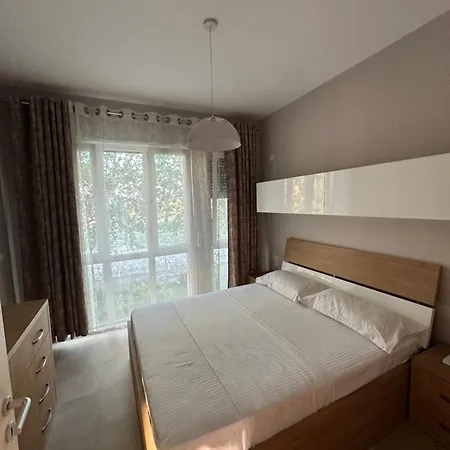 White Valamar 2 Bedroom Balcony Parking Apartamento Draç